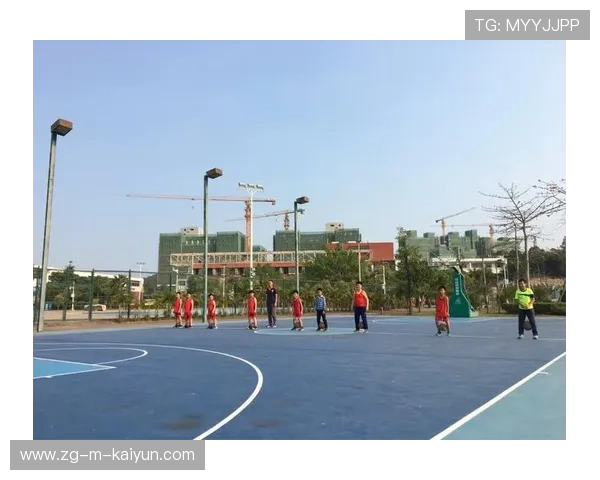 篮球学院完善青训课表与比赛演练衔接方案，篮球队训练课时计划表